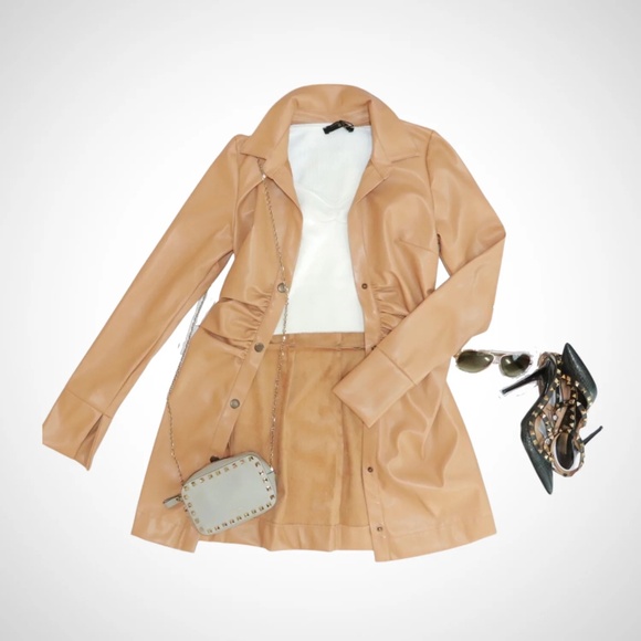 Draped Leather Button Mini - Picture 4 of 6